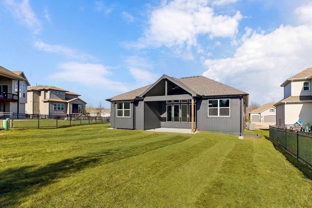 15665 W 165th Street, Olathe, KS 66062