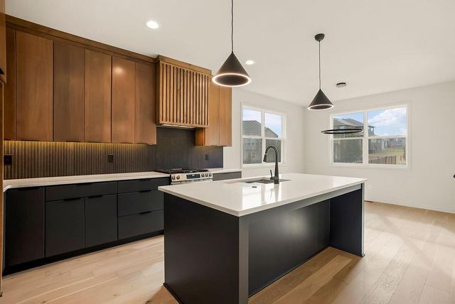 15665 W 165th Street, Olathe, KS 66062