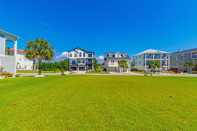 120 Palmetto Harbour Dr., North Myrtle Beach, SC 29582