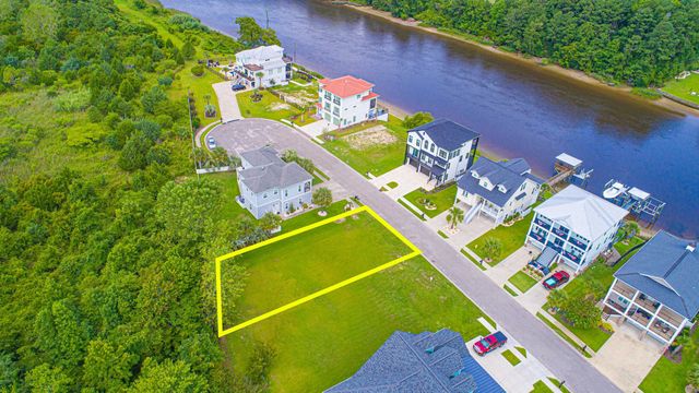 120 Palmetto Harbour Dr., North Myrtle Beach, SC 29582