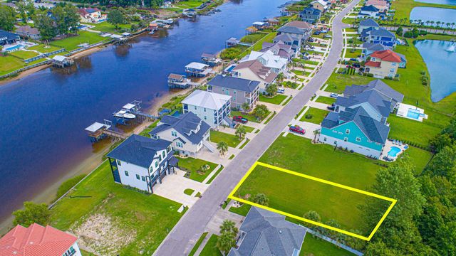 120 Palmetto Harbour Dr., North Myrtle Beach, SC 29582