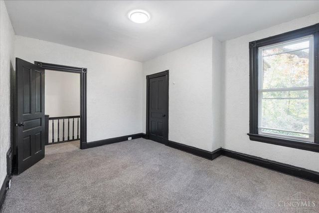 5213 Kenwood Road, Cincinnati, OH 45227