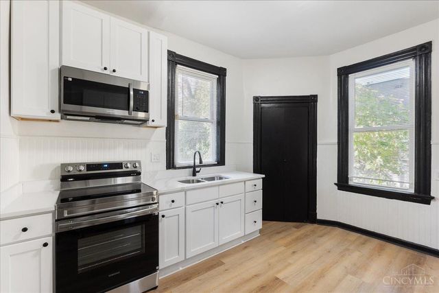 5213 Kenwood Road, Cincinnati, OH 45227