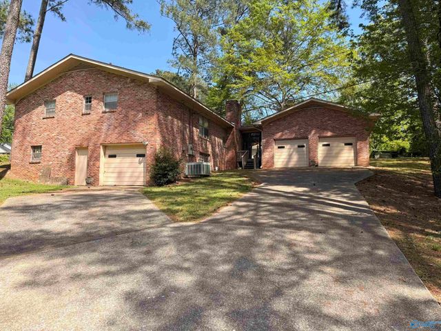 1208 Randall Street, Gadsden, AL 35901
