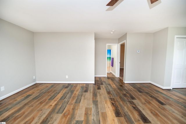 7840 Cross Anchor Road, Enoree, SC 29335