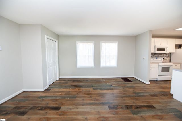 7840 Cross Anchor Road, Enoree, SC 29335
