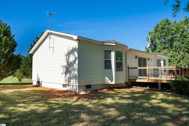 7840 Cross Anchor Road, Enoree, SC 29335