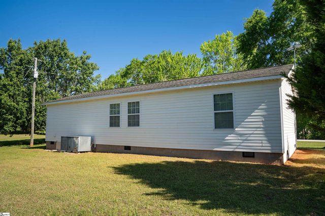 7840 Cross Anchor Road, Enoree, SC 29335