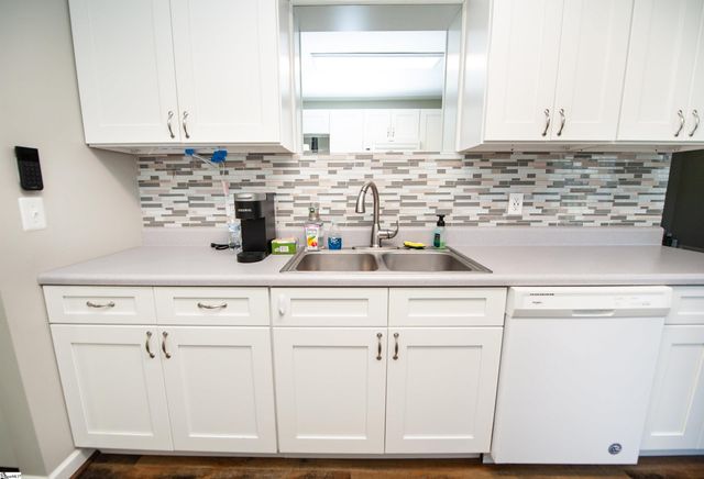7840 Cross Anchor Road, Enoree, SC 29335