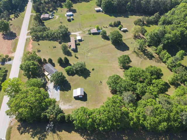 7840 Cross Anchor Road, Enoree, SC 29335