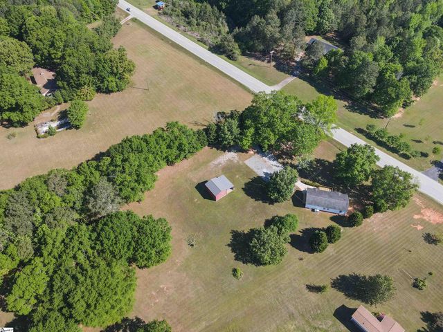7840 Cross Anchor Road, Enoree, SC 29335