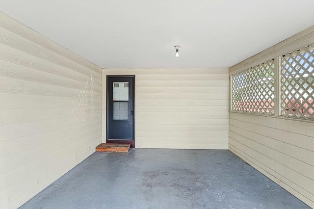 412 E Cozza Dr, Spokane, WA 99208