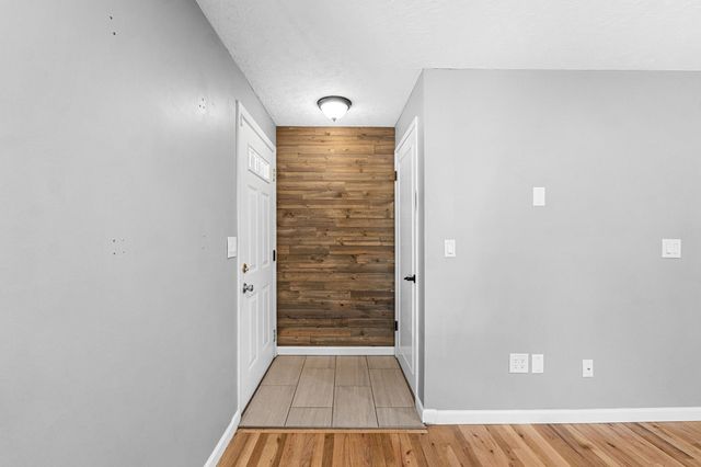 412 E Cozza Dr, Spokane, WA 99208