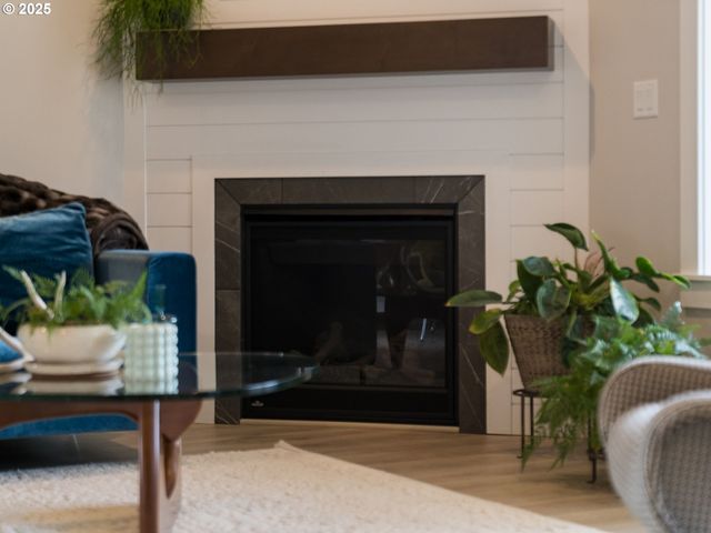 2877 Nw MT ASHLAND Ln, Mc Minnville, OR 97128