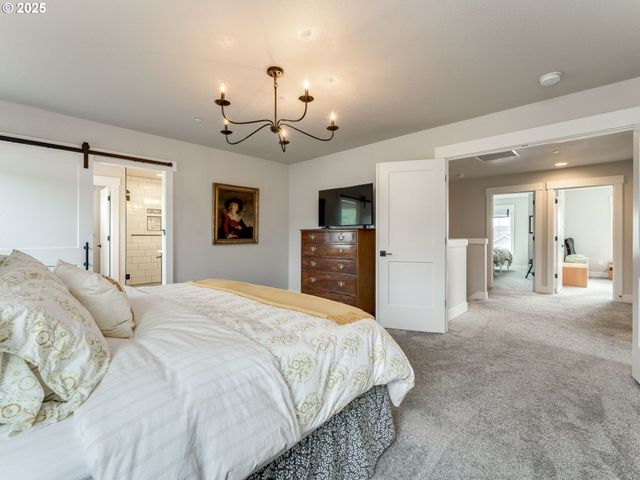 2877 Nw MT ASHLAND Ln, Mc Minnville, OR 97128