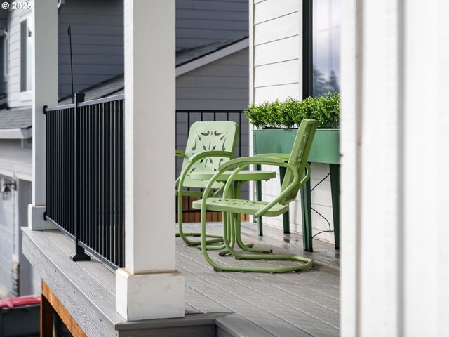 2877 Nw MT ASHLAND Ln, Mc Minnville, OR 97128