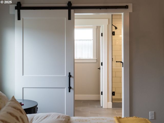 2877 Nw MT ASHLAND Ln, Mc Minnville, OR 97128