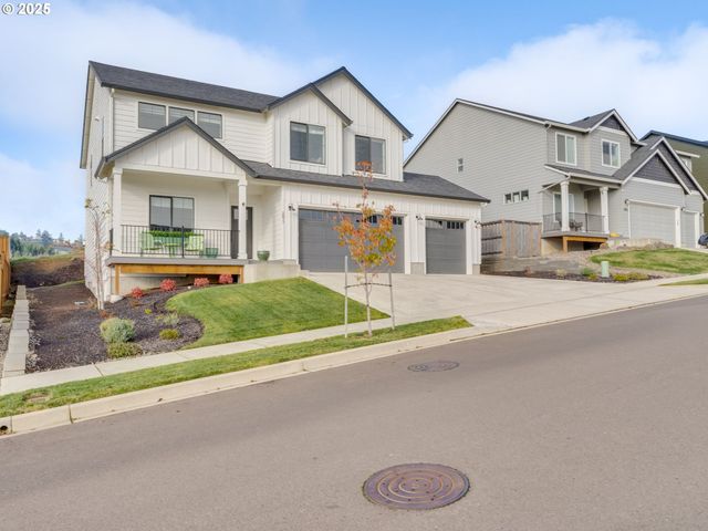 2877 Nw MT ASHLAND Ln, Mc Minnville, OR 97128