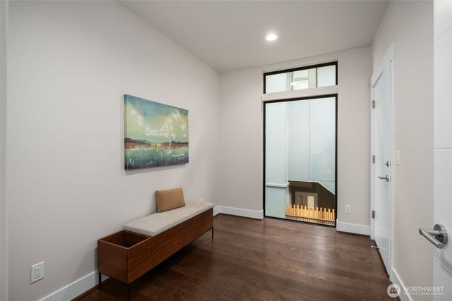 6038 50th Avenue NE, Seattle, WA 98115
