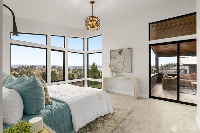6038 50th Avenue NE, Seattle, WA 98115