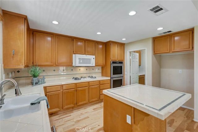 14079 Orangevale, Eastvale, CA 92880
