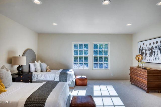 1220 Hillcrest Avenue, Pasadena, CA 91106