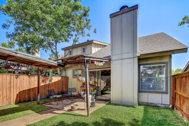 1515 W Braker LN A, Austin, TX 78758