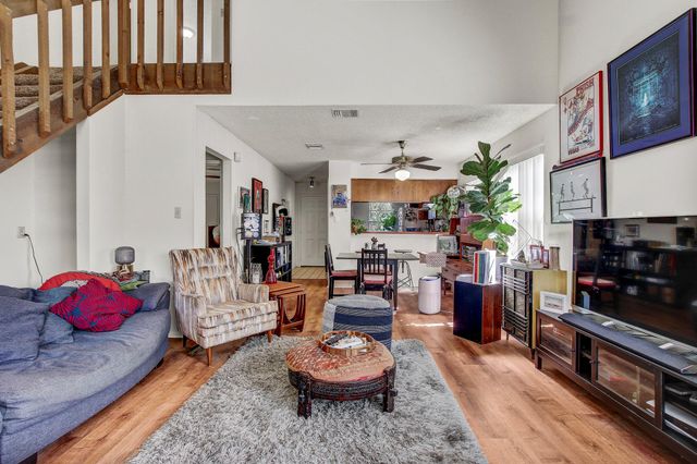1515 W Braker LN A, Austin, TX 78758