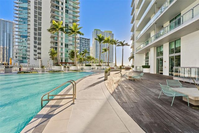 90 SW 3rd St 1410, Miami, FL 33130