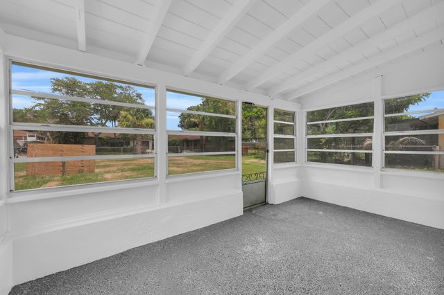 19035 SE Southgate Drive, Jupiter, FL 33469