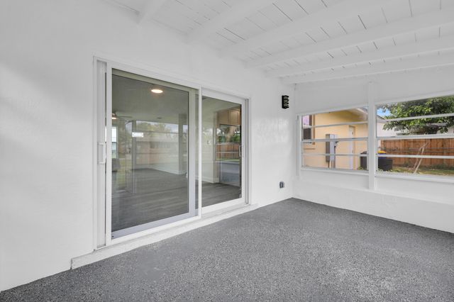 19035 SE Southgate Drive, Jupiter, FL 33469