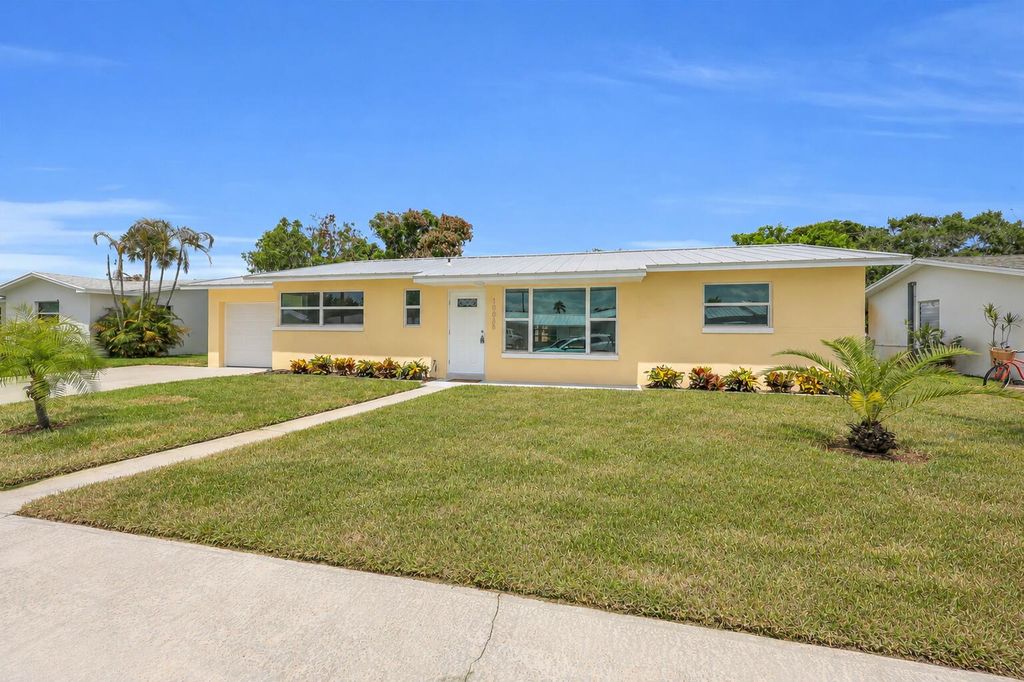 19035 SE Southgate Drive, Jupiter, FL 33469
