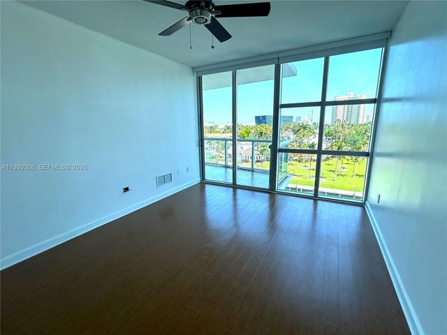 3131 NE 188 ST 2-601, Aventura, FL 33180