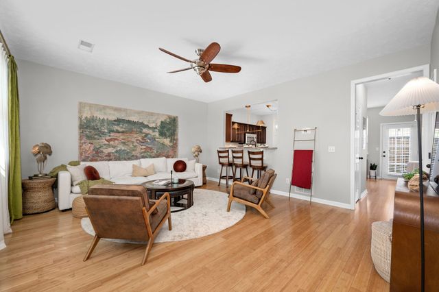 914 Spence Enclave Ct, Nashville, TN 37210