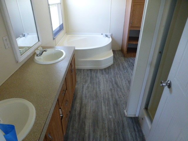 5712 Kentucky Street, Joshua, TX 76058
