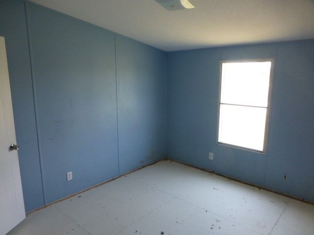5712 Kentucky Street, Joshua, TX 76058
