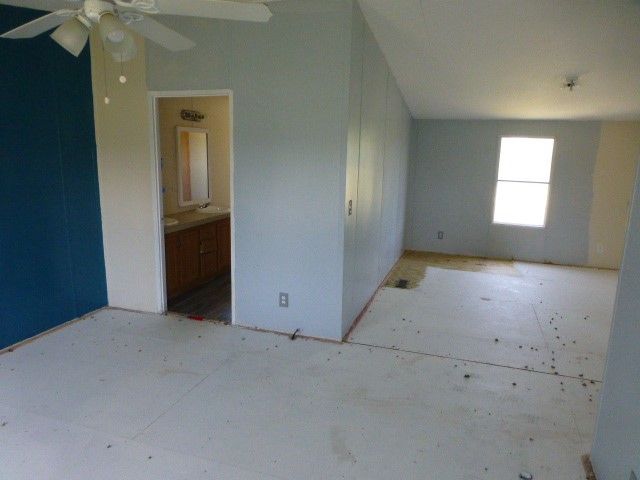 5712 Kentucky Street, Joshua, TX 76058