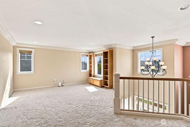 2413 12th Avenue NW, Puyallup, WA 98371