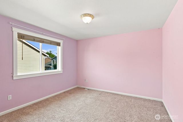 2413 12th Avenue NW, Puyallup, WA 98371