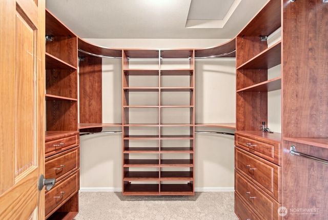 2413 12th Avenue NW, Puyallup, WA 98371