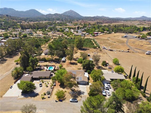 2111 Toca, Ramona, CA 92065