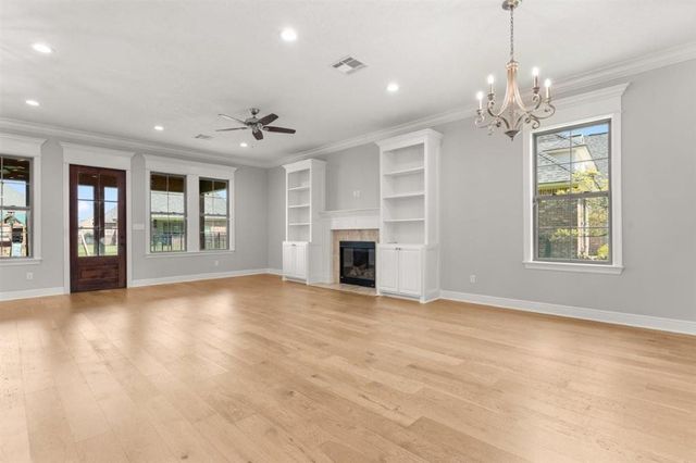 6511 White Oleander Circle W, Lake Charles, LA 70605