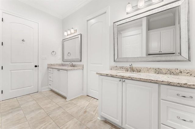 6511 White Oleander Circle W, Lake Charles, LA 70605