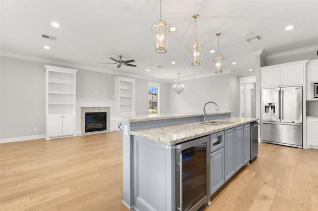 6511 White Oleander Circle W, Lake Charles, LA 70605