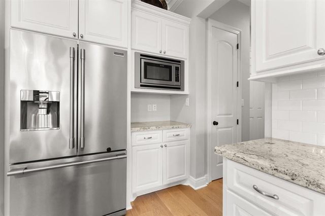 6511 White Oleander Circle W, Lake Charles, LA 70605