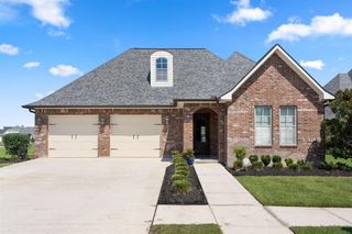 6511 White Oleander Circle W, Lake Charles, LA 70605