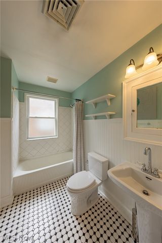 2634 Mayfield Road 4, Cleveland Heights, OH 44106