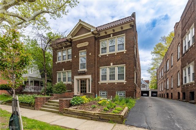 2634 Mayfield Road 4, Cleveland Heights, OH 44106