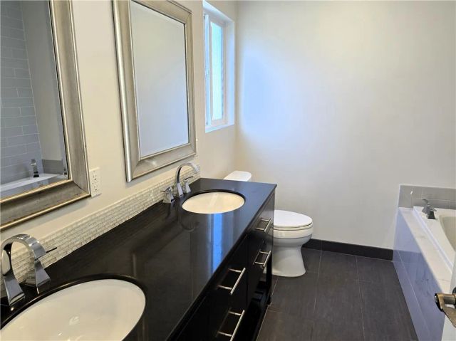 17840 Tarzana Street, Encino, CA 91316