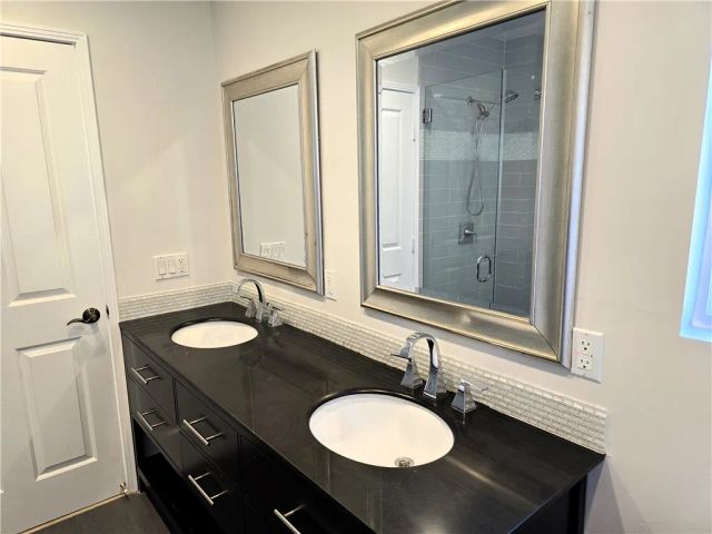 17840 Tarzana Street, Encino, CA 91316